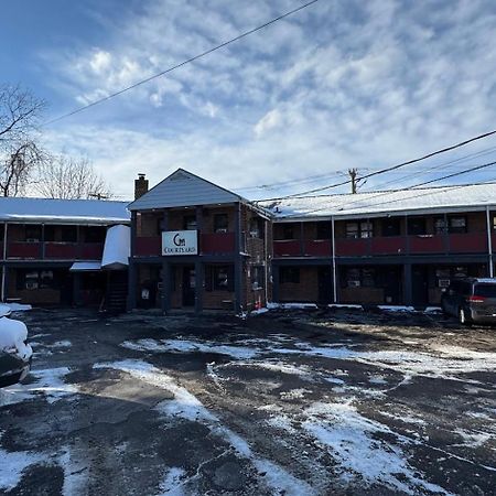 Central Motel Courtyard White Plains Exterior photo